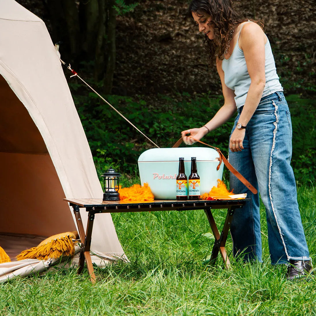 Mesa Bajot cuadrada pintada a mano