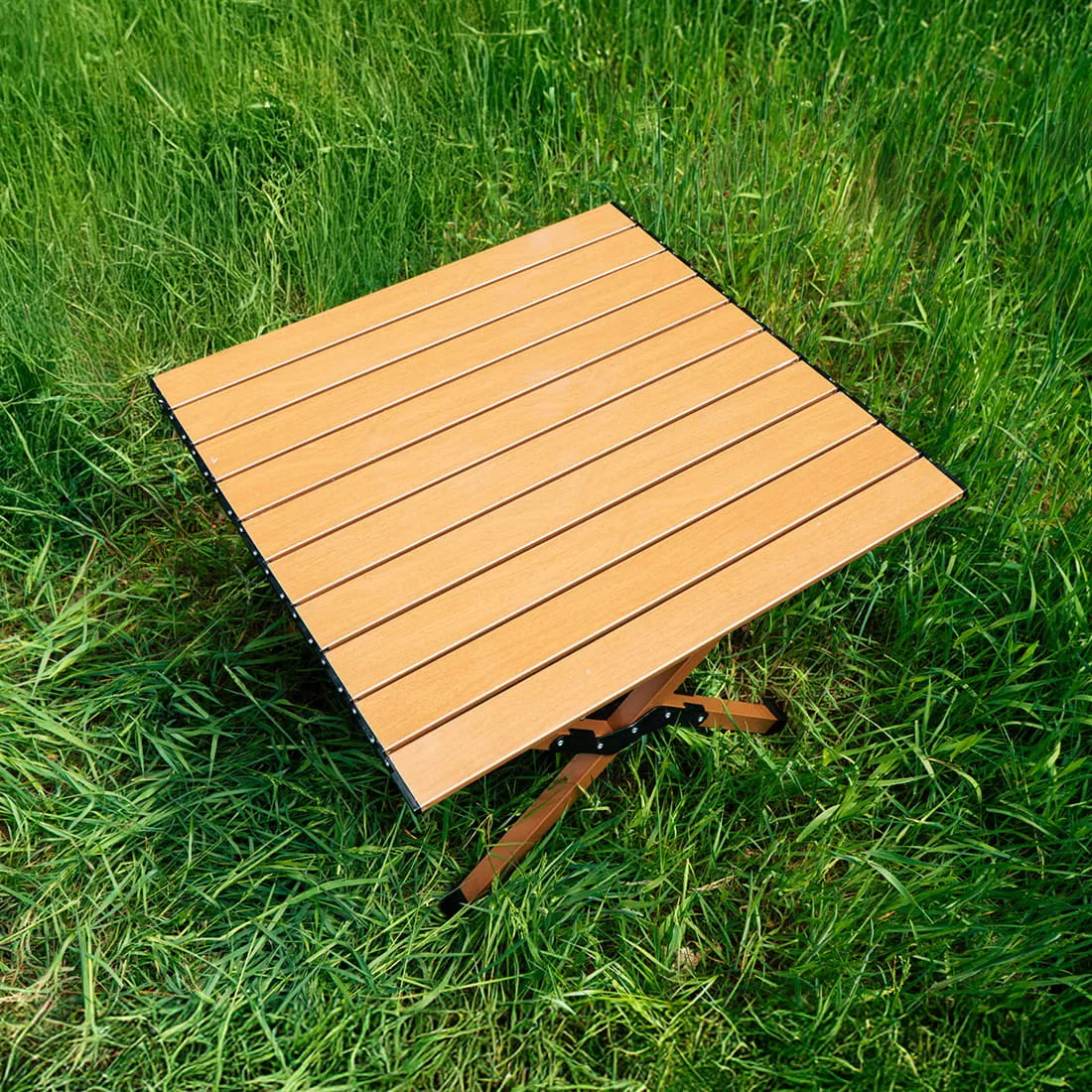 Mesa Bajot cuadrada pintada a mano