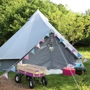 GET COSY WITH A BELL TENT THIS VALENTINES DAY