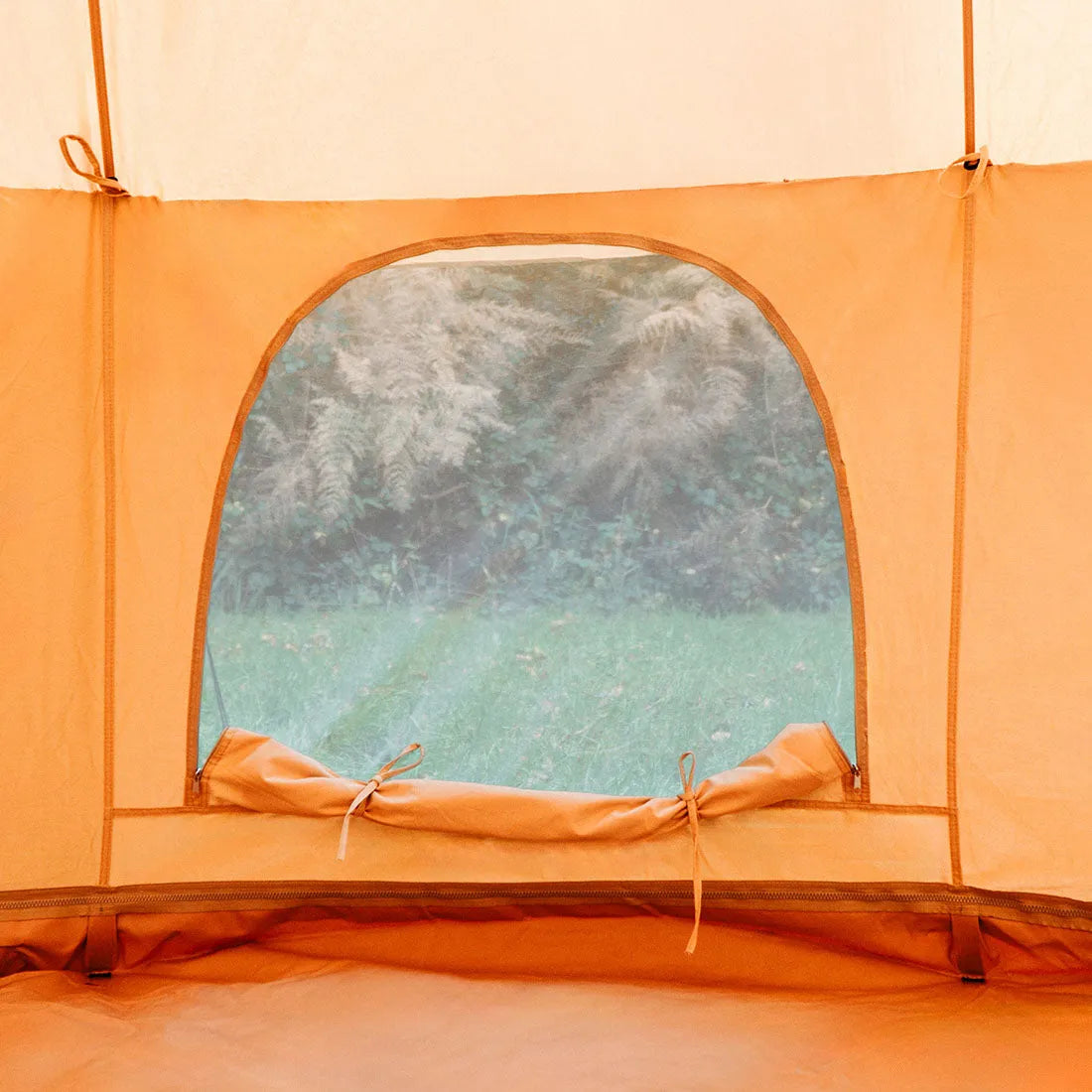 internal view of mesh windows on the bell tent pro
