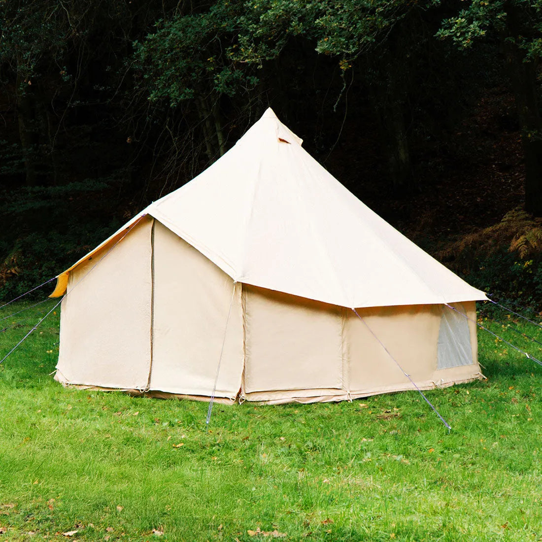  Bell Tent Pro – natural cotton canvas bell tent with traditional design